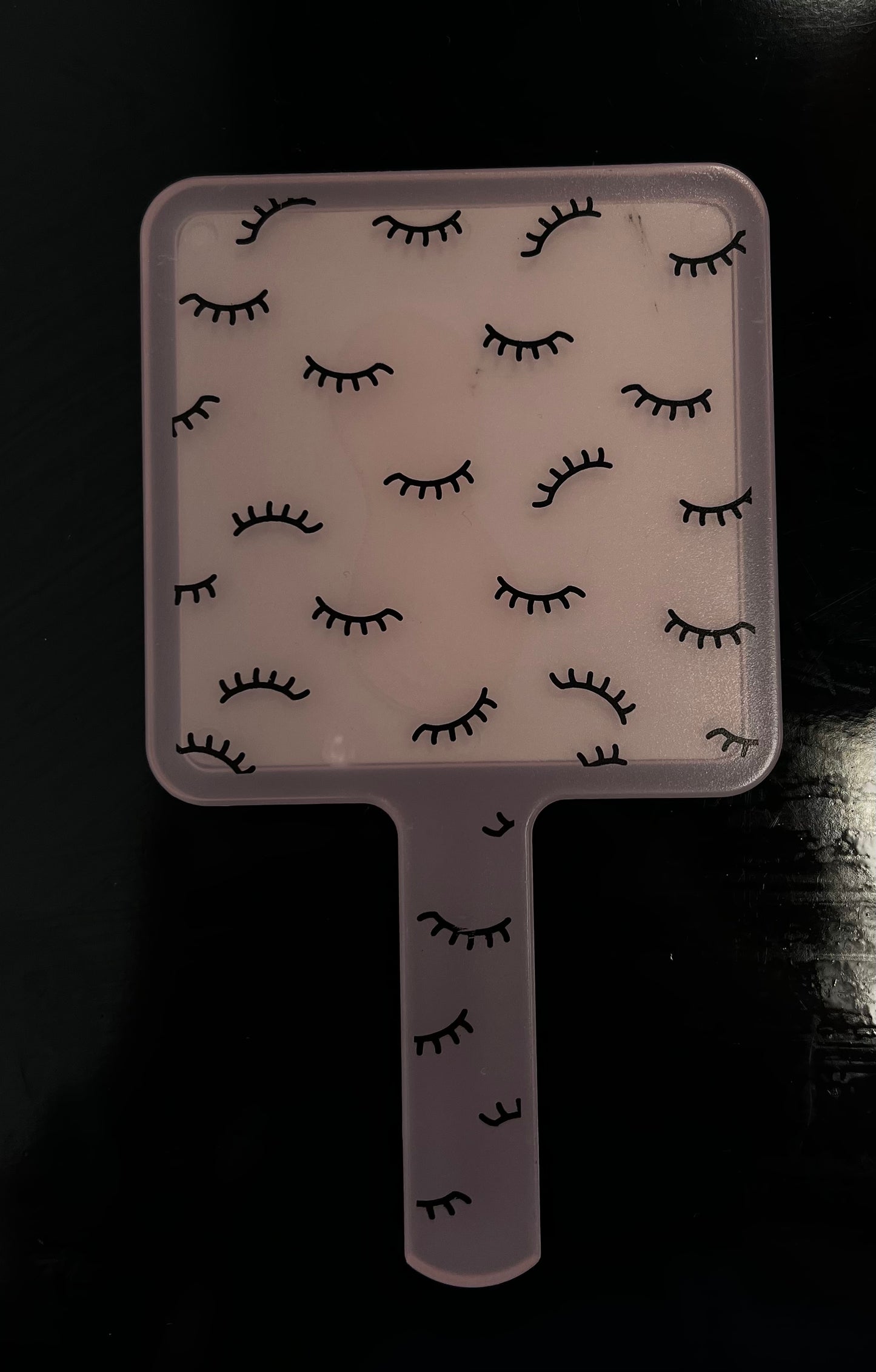 Lash Mirror